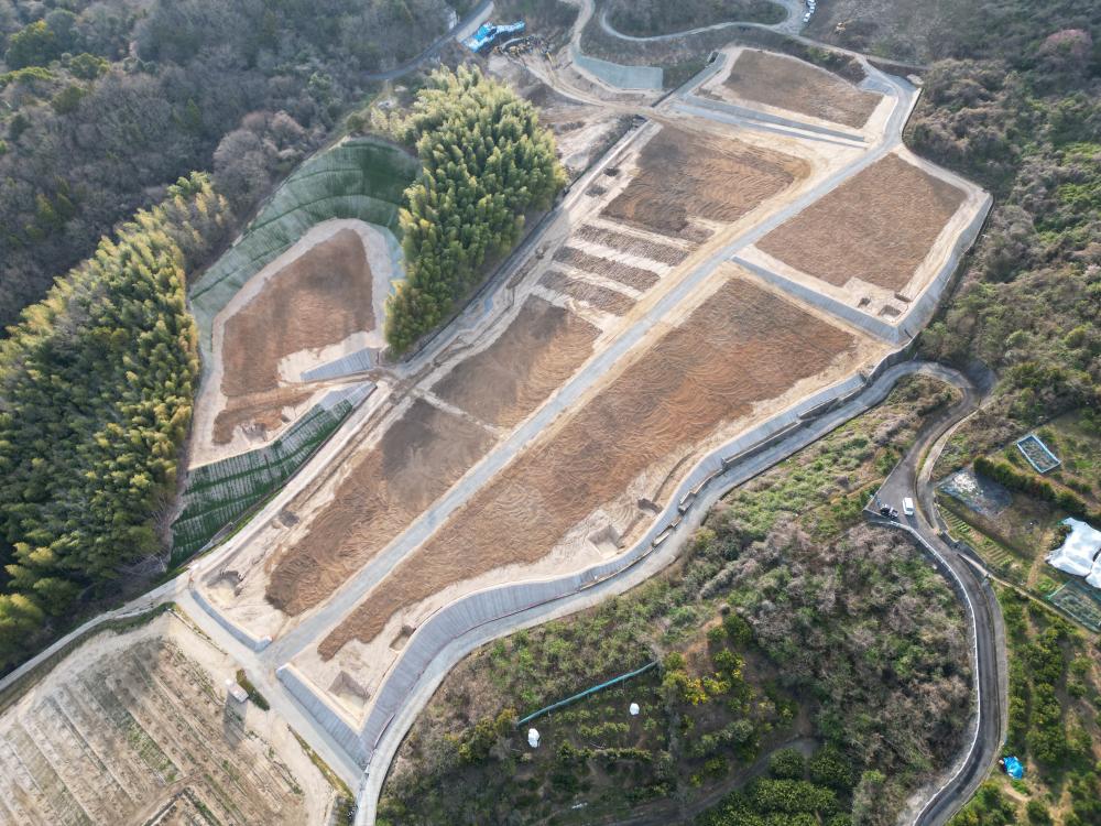 機構関上（４）第３号　上浦地区上浦農地整備（盛その２）工事